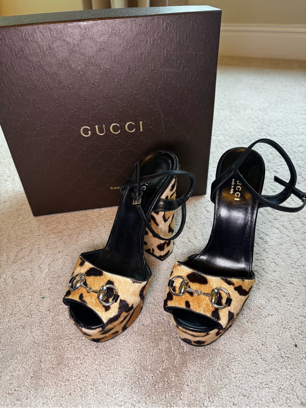 Gucci Leopard Platform Peep-Toe Heels With Gold Hardware Accent & Strap - Picture 2 of 9